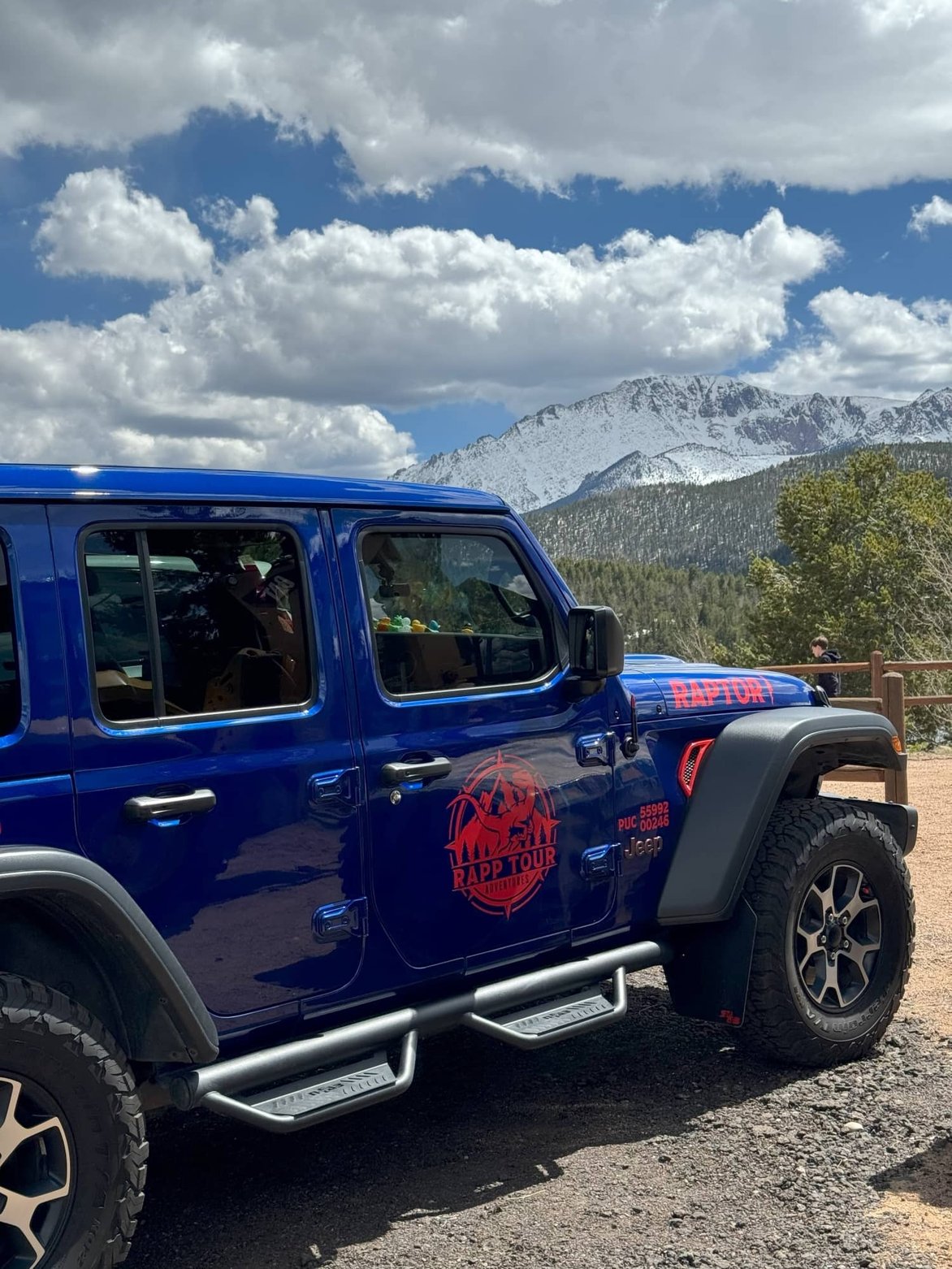 family enjoying luxury jeep tour in Colorado Springs